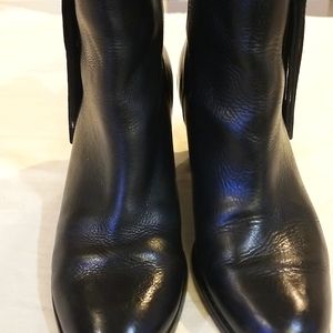 RALPH LAUREN Black booties with R.L.B stossel zipper closure genuine leather